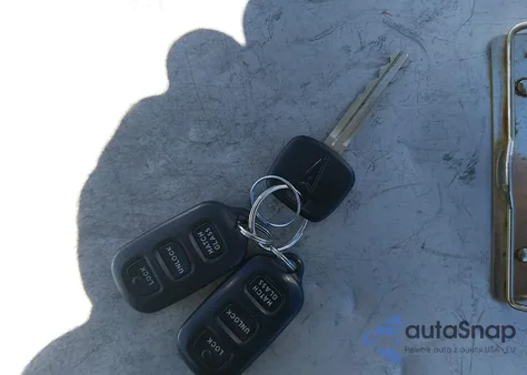 2006 Pontiac Vibe from USA, damaged, VIN 5Y2SL65866Z413837